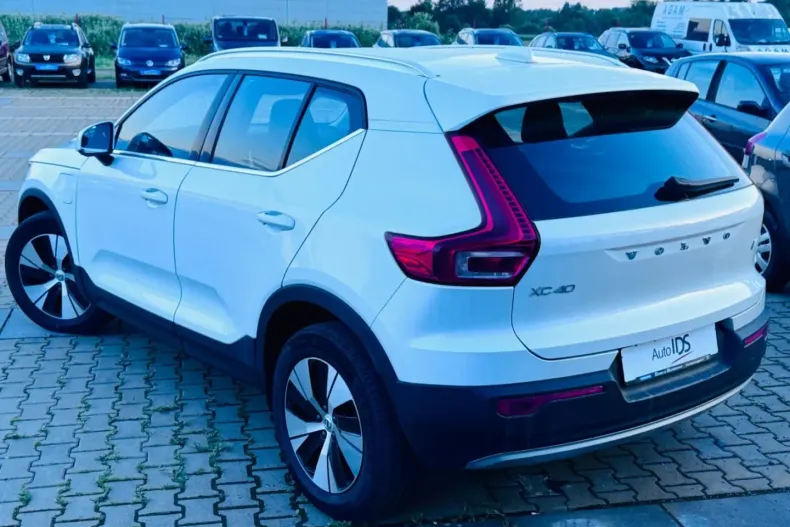Volvo XC40 din 2022 cu 50.341 km - oferta VOL125014 - foto 8
