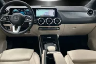 Mercedes-Benz GLA 250 din 2021 cu 23.700 km - oferta MER125016 - foto 5