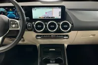 Mercedes-Benz GLA 250 din 2021 cu 23.700 km - oferta MER125016 - foto 8