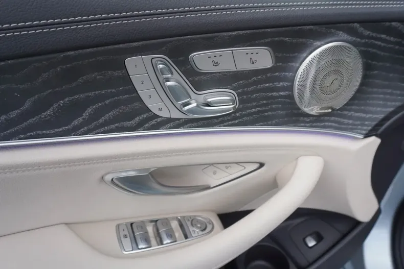 Mercedes-Benz E 300 din 2021 cu 68.000 km - oferta MER125017 - foto 14