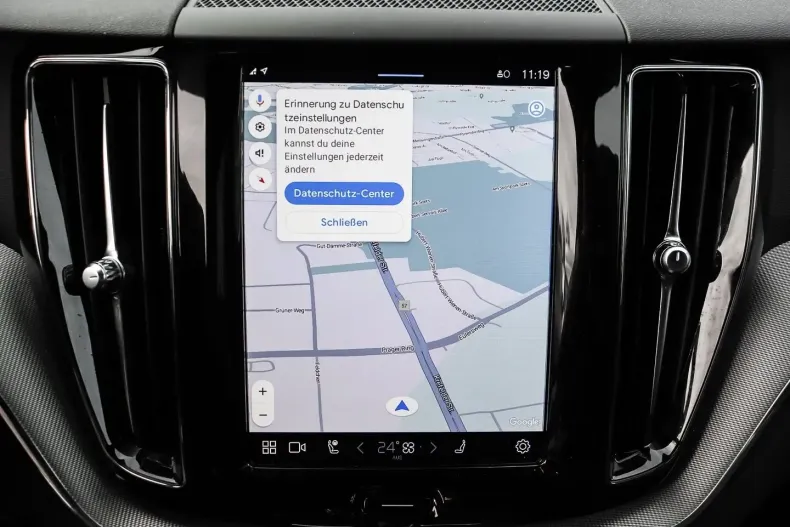 Volvo XC60 din 2023 cu 18.789 km - oferta VOL125024 - foto 8