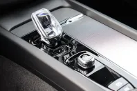 Volvo XC60 din 2023 cu 14.735 km - oferta VOL125025 - foto 12