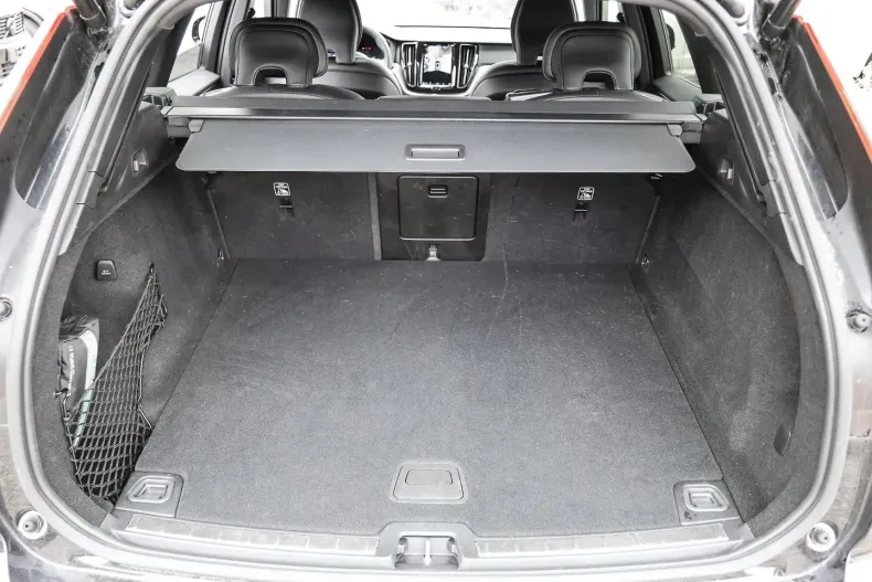 Volvo XC60 din 2023 cu 12.670 km - oferta VOL125027 - foto 15