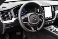 Volvo XC60 din 2023 cu 21.550 km - oferta VOL125028 - foto 4