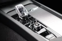 Volvo XC60 din 2023 cu 21.550 km - oferta VOL125028 - foto 13