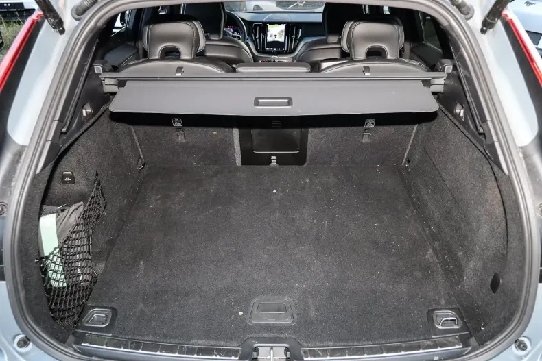 Volvo XC60 din 2023 cu 22.667 km - oferta VOL125029 - foto 15