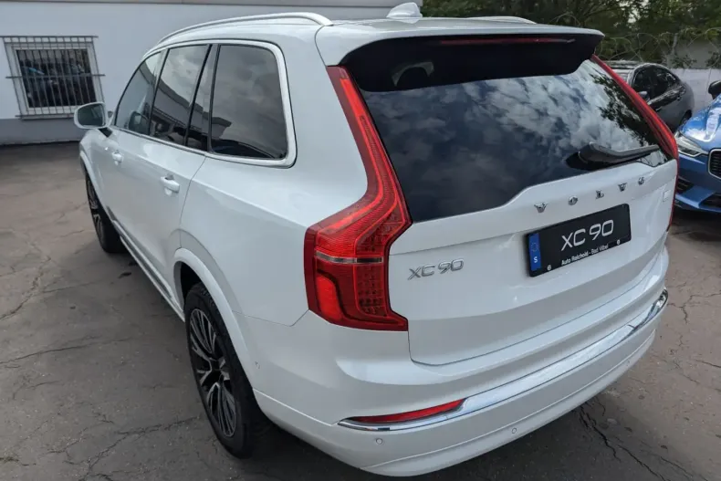 Volvo XC90 din 2023 cu 32.000 km - oferta VOL125031 - foto 3
