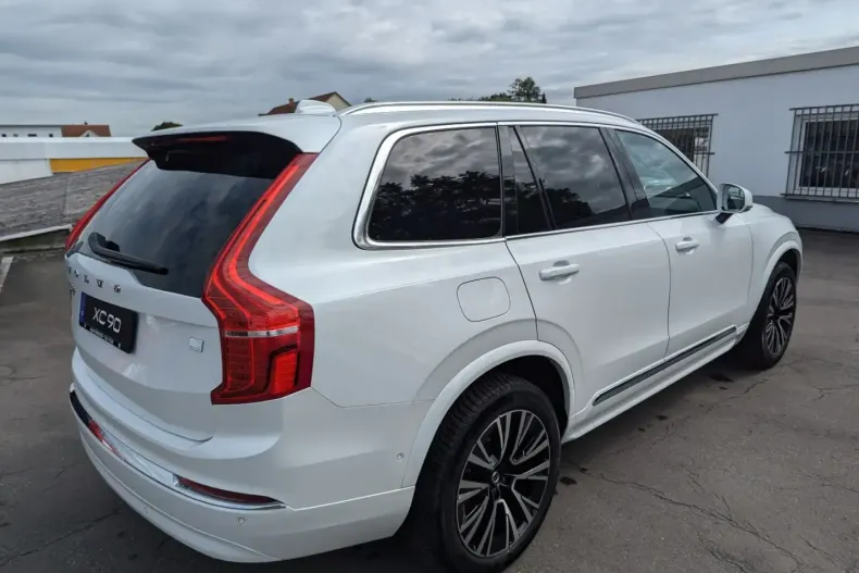 Volvo XC90 din 2023 cu 32.000 km - oferta VOL125031 - foto 5