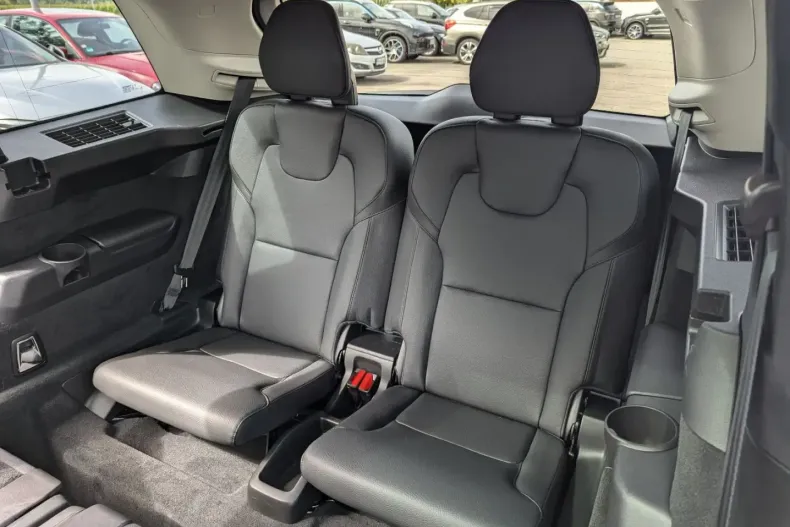 Volvo XC90 din 2023 cu 32.000 km - oferta VOL125031 - foto 13