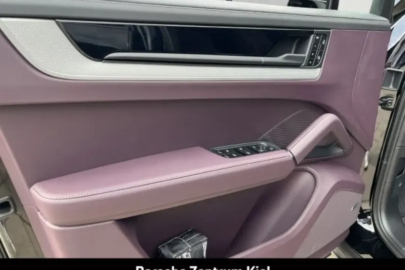 Porsche Cayenne din 2024 cu 10.400 km - oferta POR125035 - foto 8