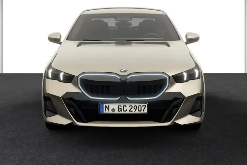 BMW 520 din 2025 cu 10 km - oferta BMW125036 - foto 3