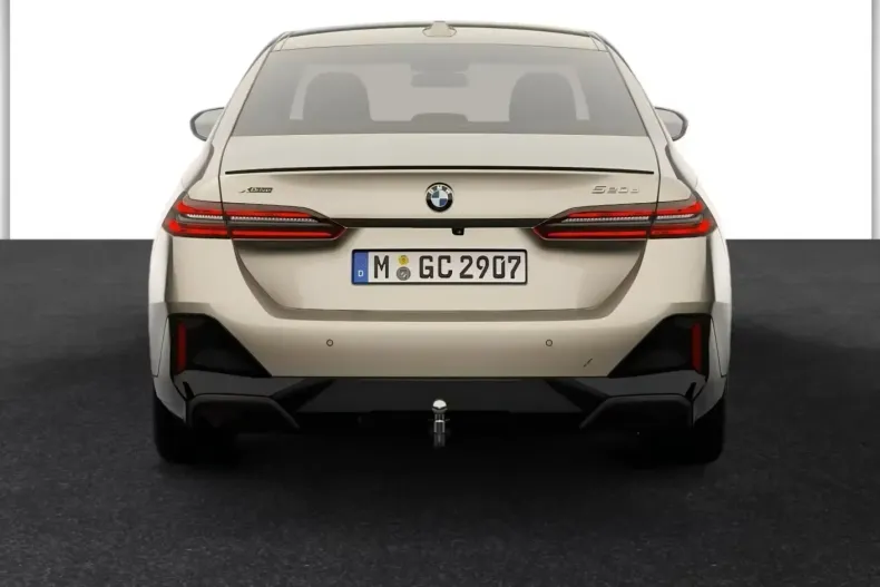 BMW 520 din 2025 cu 10 km - oferta BMW125036 - foto 4