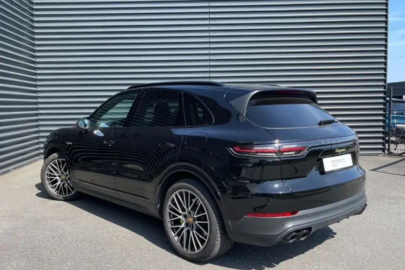 Porsche Cayenne din 2022 cu 24.000 km - oferta POR125044 - foto 3