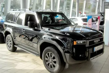 Toyota Land Cruiser din 2024 - oferta TOY125047
