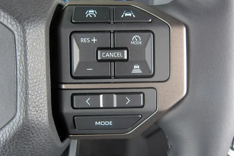 Toyota Land Cruiser din 2024 cu 10 km - oferta TOY125047 - foto 14