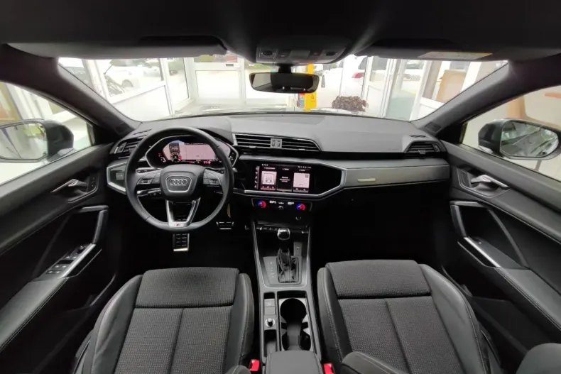 Audi Q3 din 2023 cu 12.720 km - oferta AUD125048 - foto 14