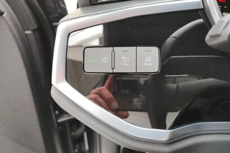 Audi Q3 din 2023 cu 12.720 km - oferta AUD125048 - foto 18