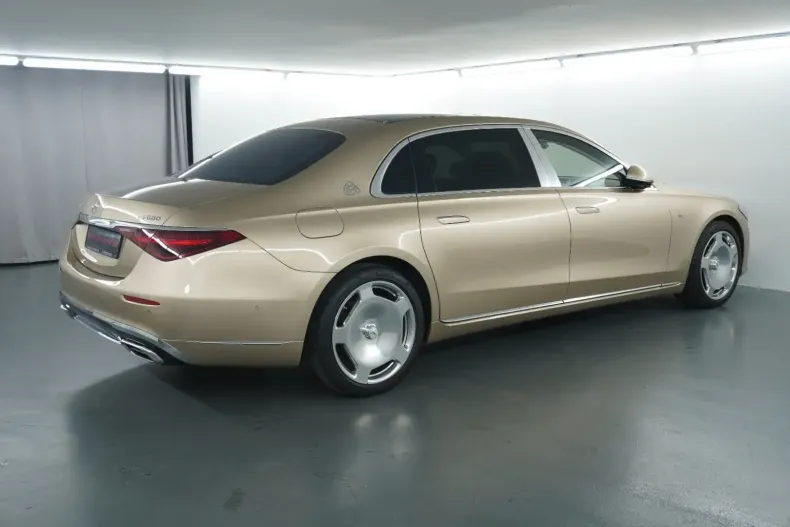 Mercedes-Benz S 680 din 2022 cu 15.800 km - oferta MER125054 - foto 4