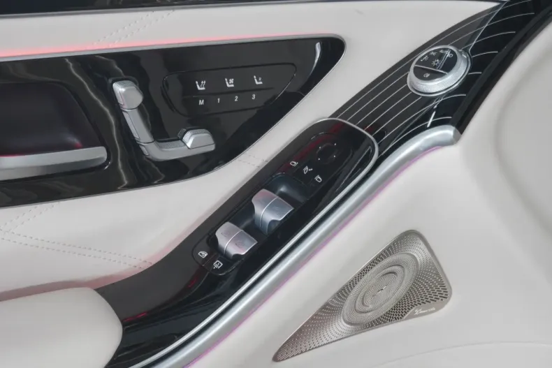 Mercedes-Benz S 680 din 2022 cu 15.800 km - oferta MER125054 - foto 15