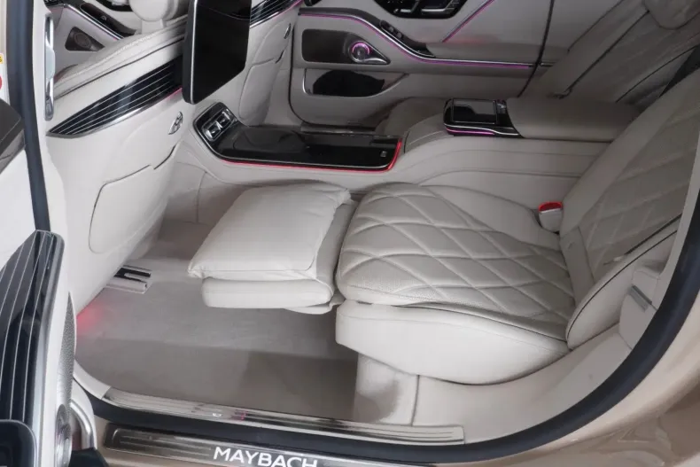 Mercedes-Benz S 680 din 2022 cu 15.800 km - oferta MER125054 - foto 21