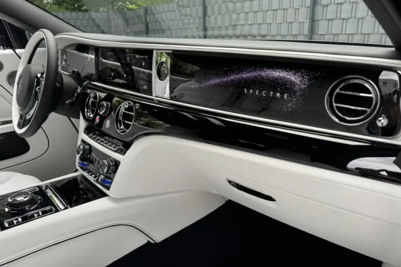 Rolls-Royce Spectre din 2024 cu 100 km - oferta ROL125070 - foto 15