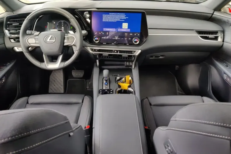 Lexus RX 450 din 2024 cu 10 km - oferta LEX125075 - foto 9