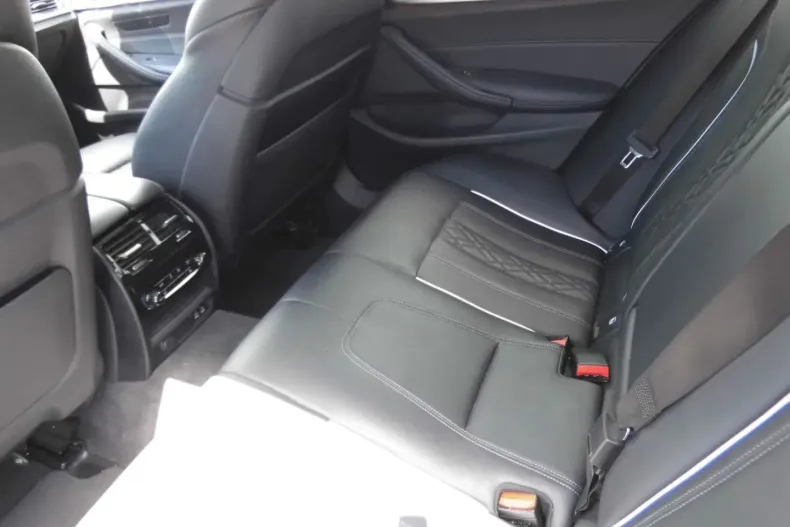 BMW 530 din 2021 cu 66.122 km - oferta BMW125080 - foto 13