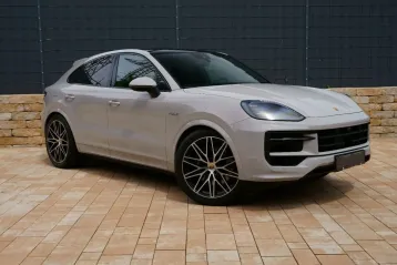 Porsche Cayenne din 2024 - oferta POR125081