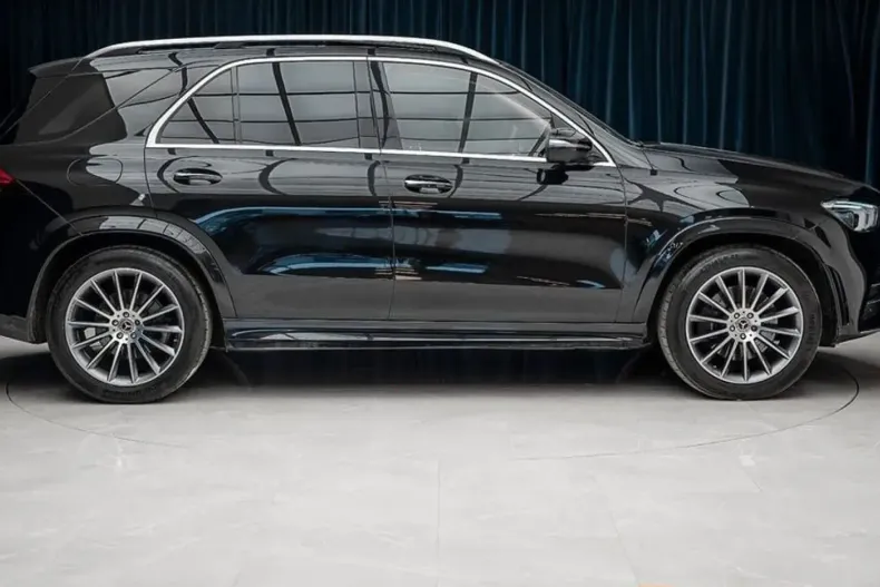 Mercedes-Benz GLE 400 din 2021 cu 35.000 km - oferta MER125086 - foto 5