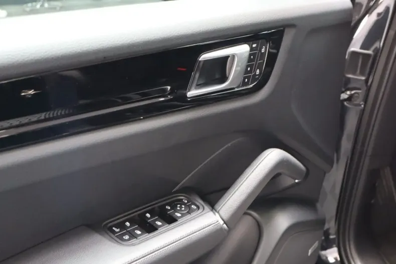 Porsche Cayenne din 2021 cu 65.000 km - oferta POR125087 - foto 9