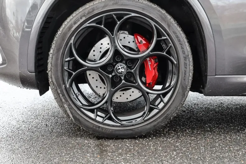 Alfa Romeo Stelvio din 2021 cu 45.234 km - oferta ALF125089 - foto 3