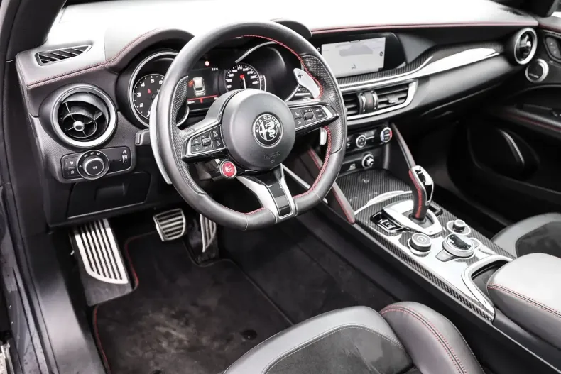 Alfa Romeo Stelvio din 2021 cu 45.234 km - oferta ALF125089 - foto 4