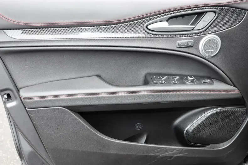 Alfa Romeo Stelvio din 2021 cu 45.234 km - oferta ALF125089 - foto 9