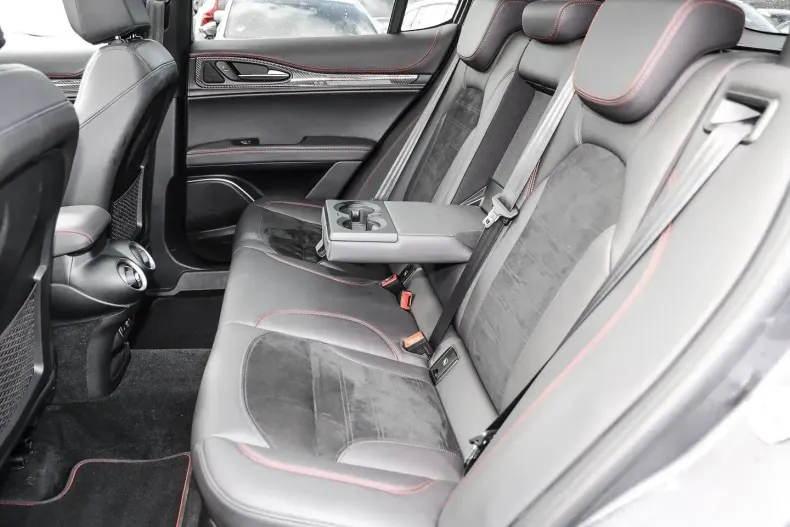 Alfa Romeo Stelvio din 2021 cu 45.234 km - oferta ALF125089 - foto 12