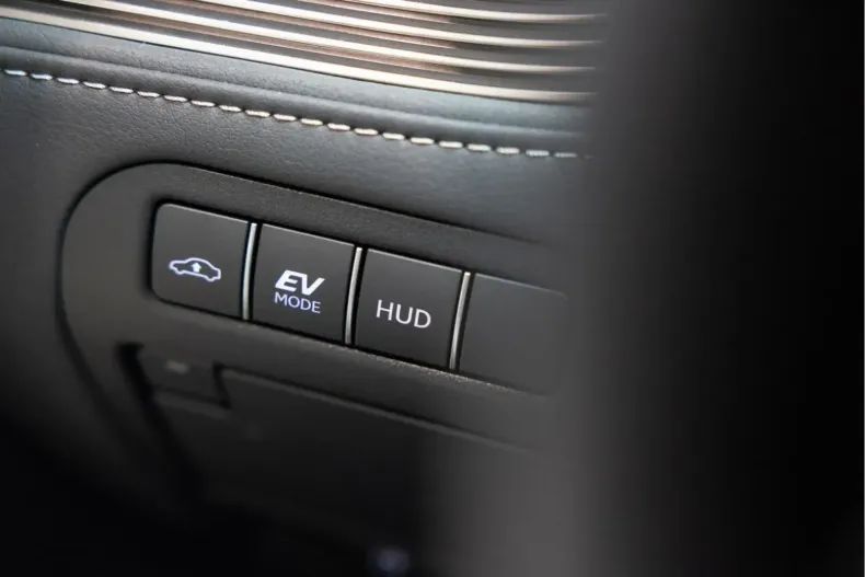 Lexus LS 500 din 2024 cu 5.000 km - oferta LEX125092 - foto 33