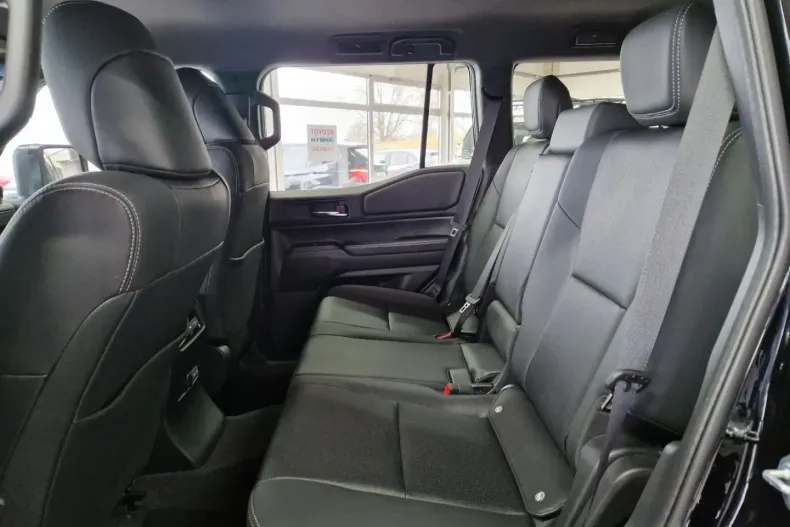 Toyota Land Cruiser din 2024 cu 15 km - oferta TOY125093 - foto 12