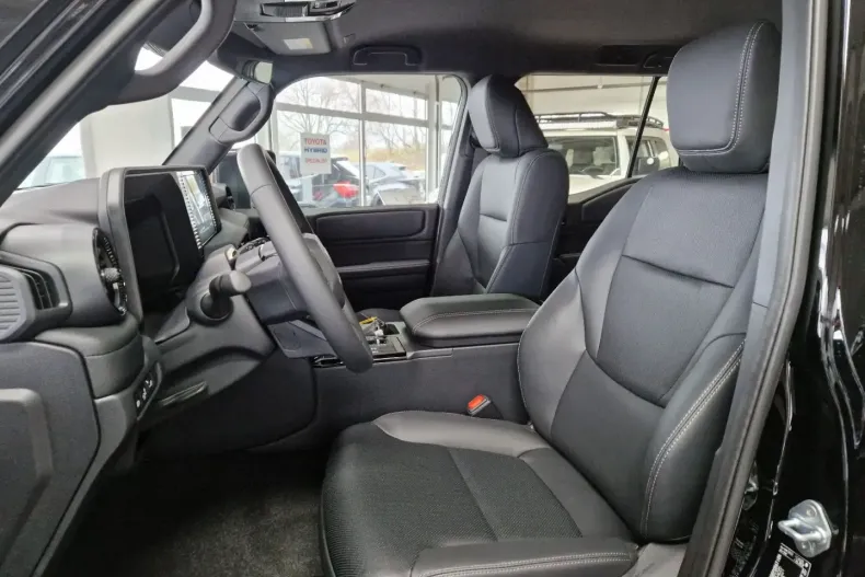 Toyota Land Cruiser din 2024 cu 15 km - oferta TOY125093 - foto 14