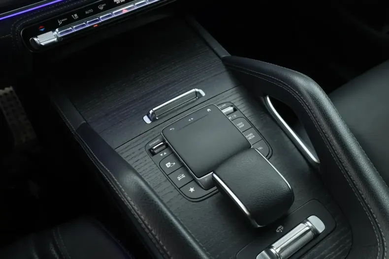 Mercedes-Benz GLE 400 din 2023 cu 41.400 km - oferta MER125095 - foto 19