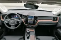 Volvo XC60 din 2024 cu 15.000 km - oferta VOL125096 - foto 10