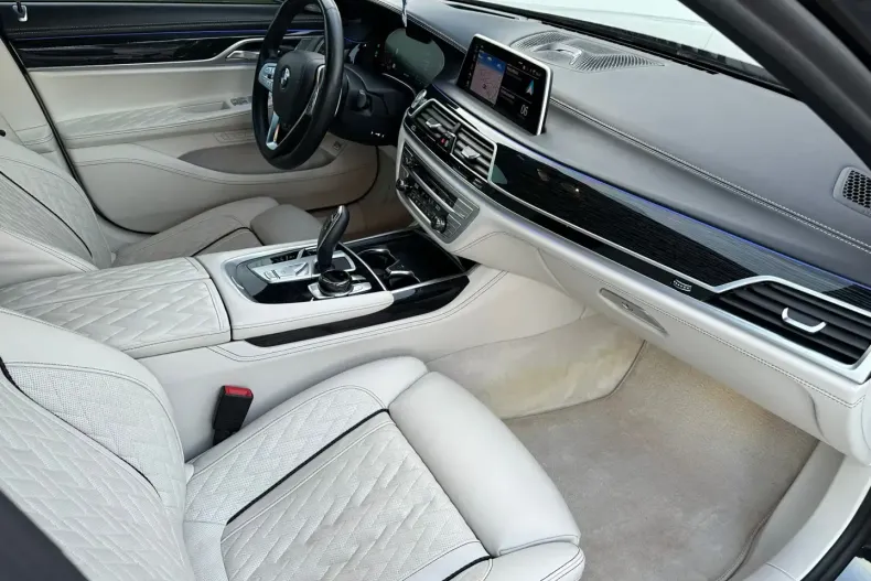 BMW 750 din 2021 cu 71.000 km - oferta BMW125100 - foto 11