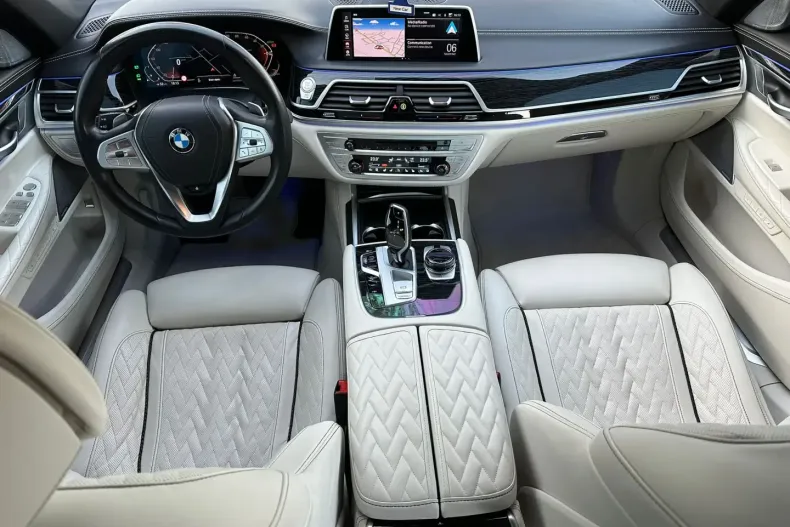 BMW 750 din 2021 cu 71.000 km - oferta BMW125100 - foto 18