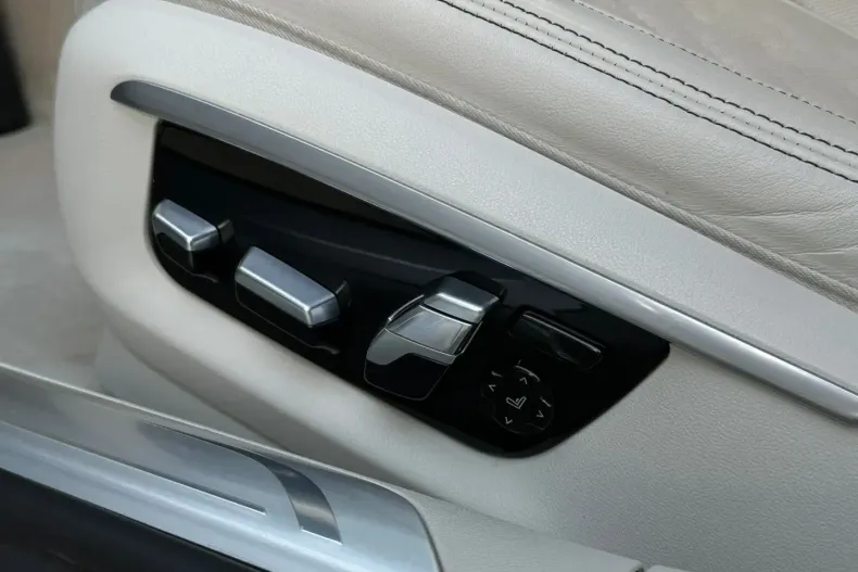 BMW 750 din 2021 cu 71.000 km - oferta BMW125100 - foto 24