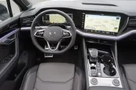 Volkswagen Touareg din 2022 cu 26.300 km - oferta VOL125104 - foto 2