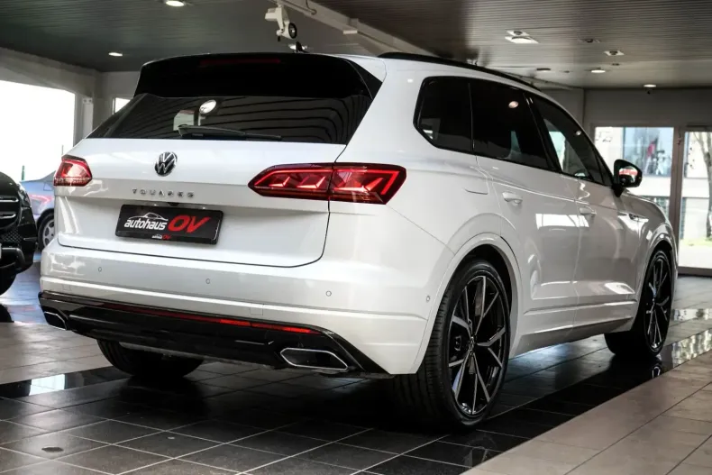 Volkswagen Touareg din 2022 cu 26.300 km - oferta VOL125104 - foto 13