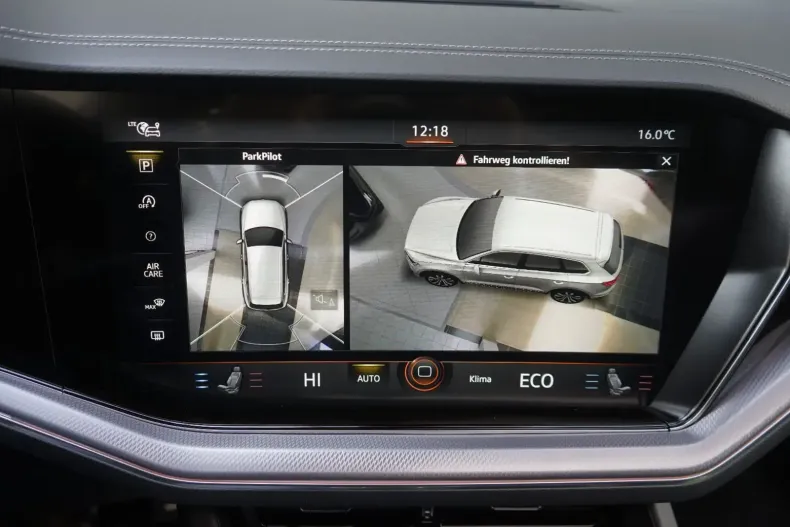 Volkswagen Touareg din 2022 cu 26.300 km - oferta VOL125104 - foto 16