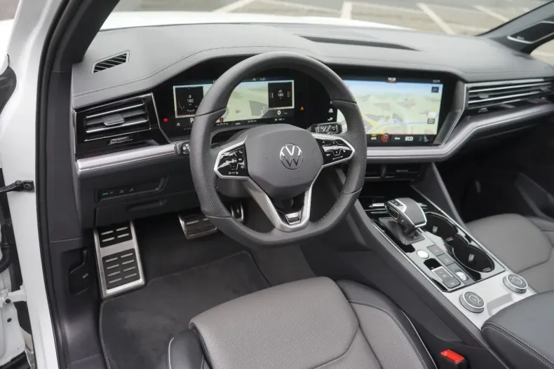 Volkswagen Touareg din 2022 cu 26.300 km - oferta VOL125104 - foto 17