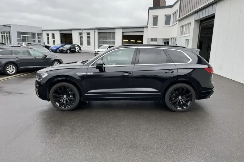 Volkswagen Touareg din 2020 cu 15.294 km - oferta VOL125105 - foto 3
