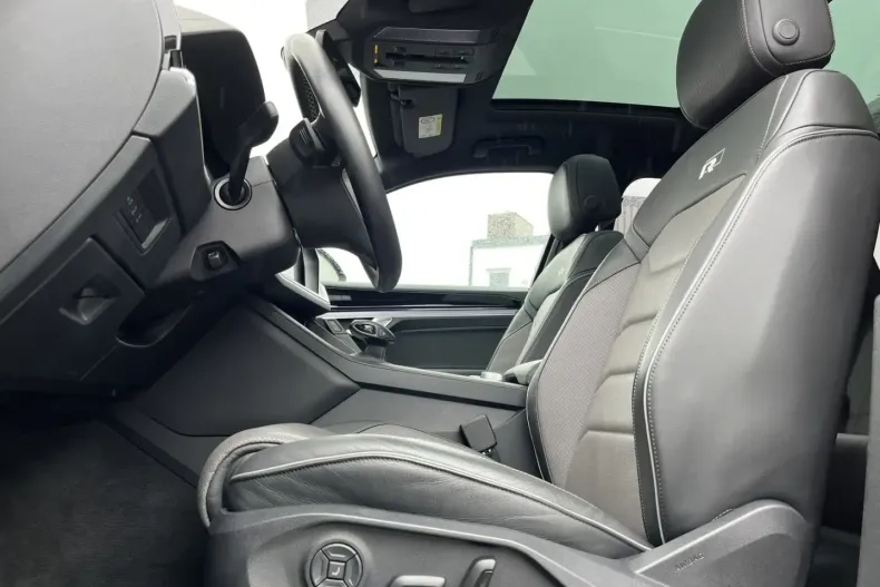 Volkswagen Touareg din 2020 cu 15.294 km - oferta VOL125105 - foto 12