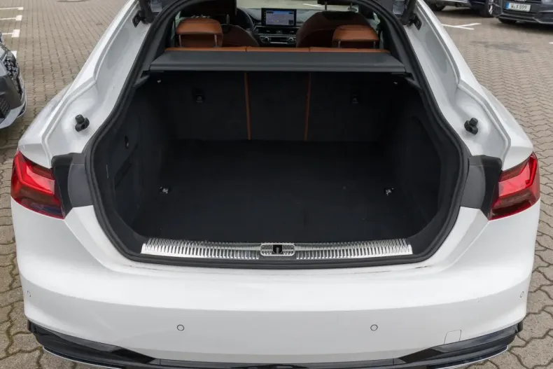 Audi A5 din 2023 cu 37.140 km - oferta AUD125107 - foto 13