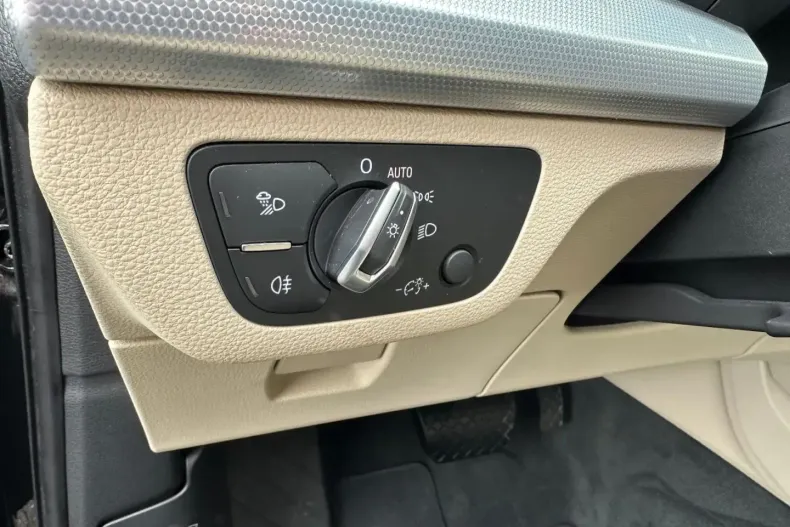 Audi Q5 din 2021 cu 23.400 km - oferta AUD125109 - foto 30